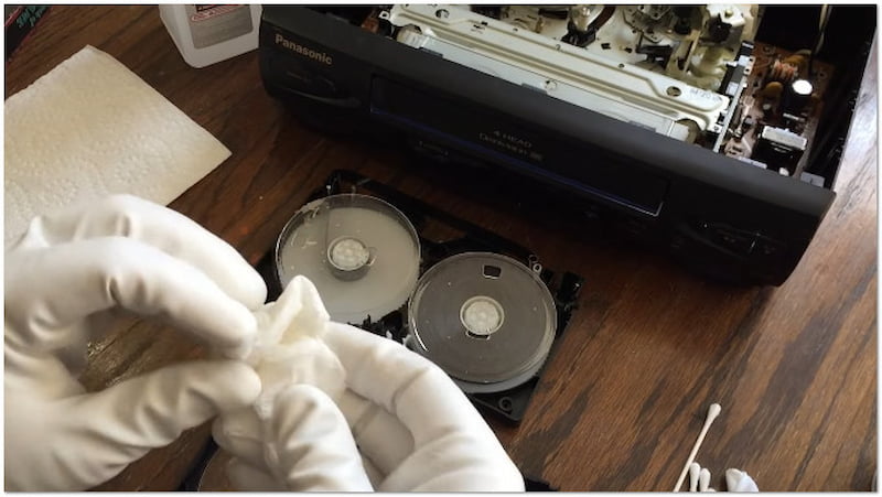 Clean VHS Tape